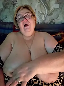 Awn290668 online show from 02.05.26