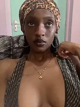 Snapshot of Tee_babygirl1 chatting on 02.22.25 Tee babygirl1 online show from 02.22.25