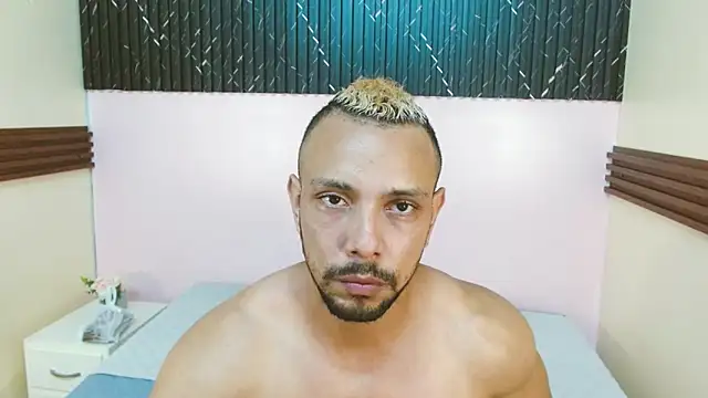 Snapshot of Thiago_Summers chatting on 02.06.26 Thiago Summers online show from 02.06.26