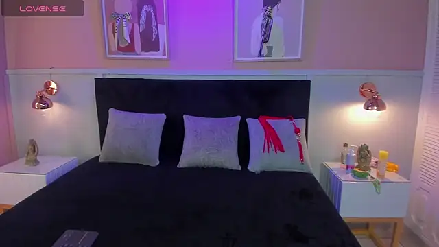 Snapshot of naoko_kirino chatting on 01.08.25 naoko kirino online show from 01.08.25