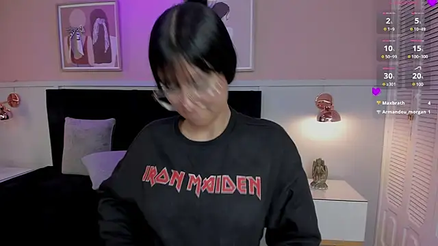 Snapshot of naoko_kirino chatting on 03.05.25 naoko kirino online show from 03.05.25