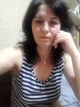 Snapshot of MriaLove31 chatting on 11.15.25 MriaLove31 online show from 11.15.25