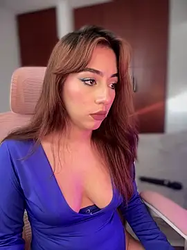 Snapshot of veronicaapink chatting on 09.12.25 veronicaapink online show from 09.12.25