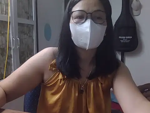 JuliaCiona online show from 11.09.25