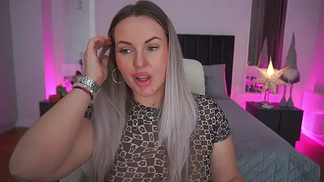 KiraCandyS online show from 01.14.26