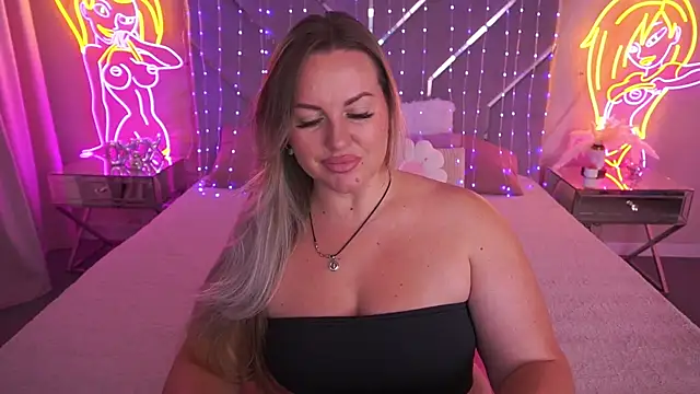 KiraCandyS online show from 05.28.26