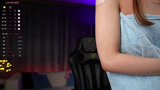 Amely Young online show from 02.19.25