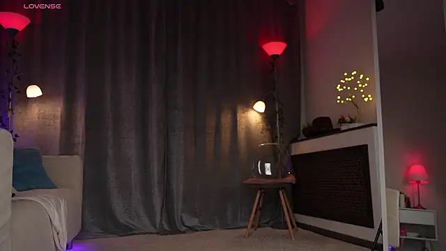 Snapshot of Amely_Young chatting on 02.22.26 Amely Young online show from 02.22.26