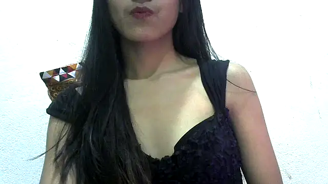Snapshot of lusty_luxmi chatting on 01.17.25 lusty luxmi online show from 01.17.25