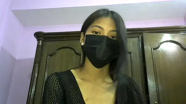 Snapshot of lusty_luxmi chatting on 03.21.25 lusty luxmi online show from 03.21.25