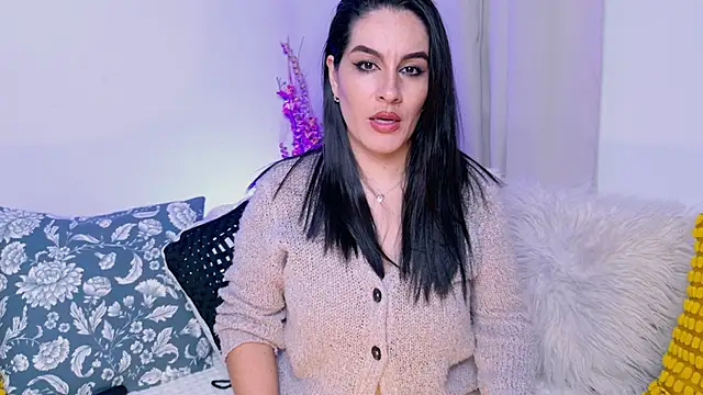 Snapshot of Pamela_Rosal chatting on 10.01.25 Pamela Rosal online show from 10.01.25