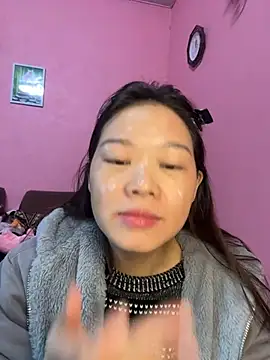 Hellen 111 online show from 12.06.24