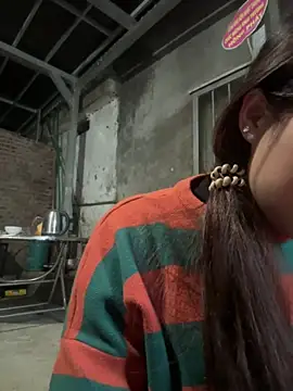 Hellen 111 online show from 01.14.25