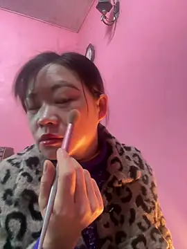 Hellen 111 online show from 01.16.25