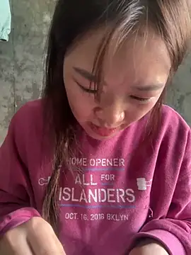 Hellen 111 online show from 02.28.25