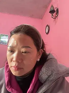 Hellen 111 online show from 03.12.25