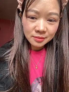 Hellen 111 online show from 10.17.25