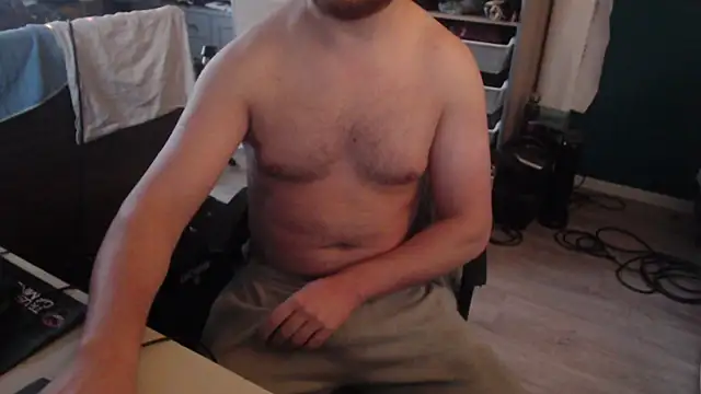 Snapshot of 050kek2 chatting on 12.21.24 050kek2 online show from 12.21.24