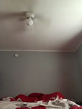 Snapshot of T92bbc chatting on 03.28.26 T92bbc online show from 03.28.26