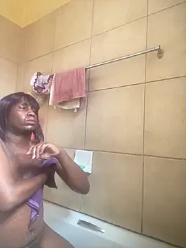 Snapshot of Moorella1 chatting on 03.24.26 Moorella1 online show from 03.24.26