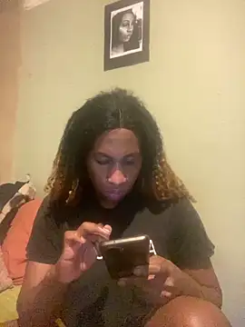 Snapshot of Moorella1 chatting on 04.06.26 Moorella1 online show from 04.06.26