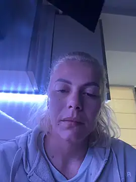 Snapshot of tanyagrey chatting on 05.28.26 tanyagrey online show from 05.28.26