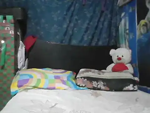 Snapshot of Alanagracia chatting on 02.16.25 Alanagracia online show from 02.16.25