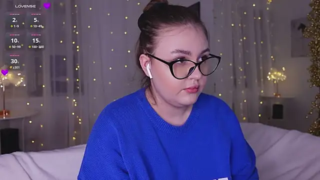 Mia  Peach online show from 01.10.25