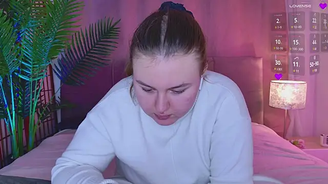 Mia  Peach online show from 01.22.25