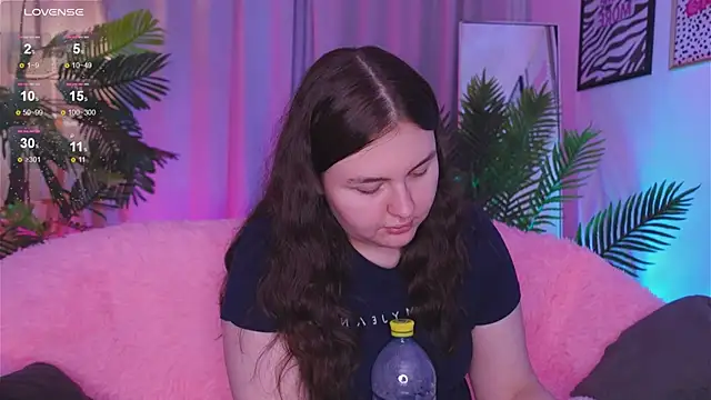 Mia  Peach online show from 03.10.25