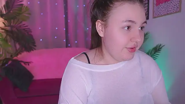 Mia  Peach online show from 03.20.25