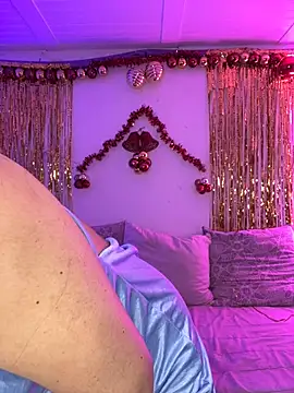 ThaliaRivera  online show from 12.29.24