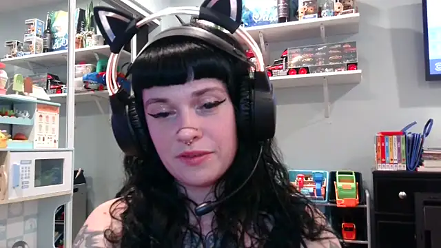Snapshot of Marcelinegoddess chatting on 02.28.25 Marcelinegoddess online show from 02.28.25