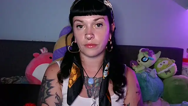 Snapshot of Marcelinegoddess chatting on 09.15.25 Marcelinegoddess online show from 09.15.25