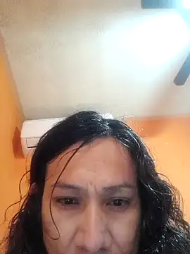 miicheele32 online show from 01.27.25