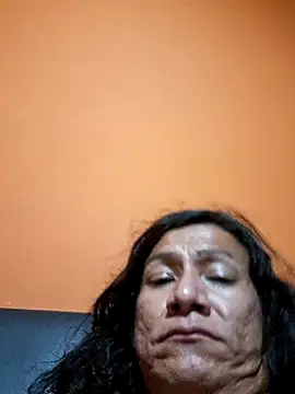 miicheele32 online show from 09.20.25