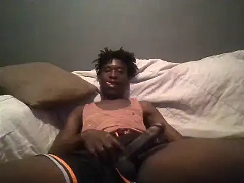 Snapshot of SmallGoodNutts chatting on 02.03.25 SmallGoodNutts online show from 02.03.25