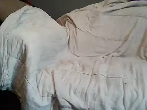 Snapshot of SmallGoodNutts chatting on 02.03.25 SmallGoodNutts online show from 02.03.25