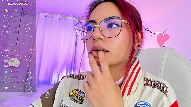 sophiecherry  online show from 12.05.24