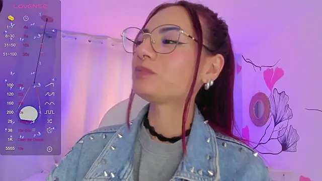 sophiecherry  online show from 01.07.25