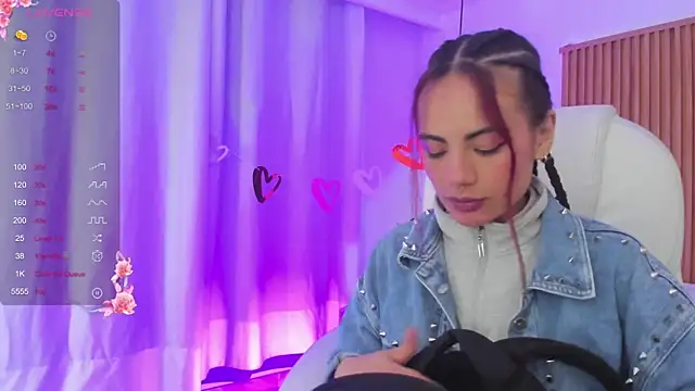 sophiecherry  online show from 02.22.25