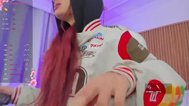 sophiecherry  online show from 02.24.25