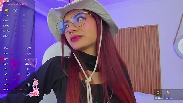 sophiecherry  online show from 03.08.25