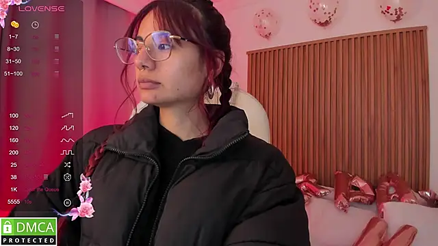 sophiecherry  online show from 10.08.25