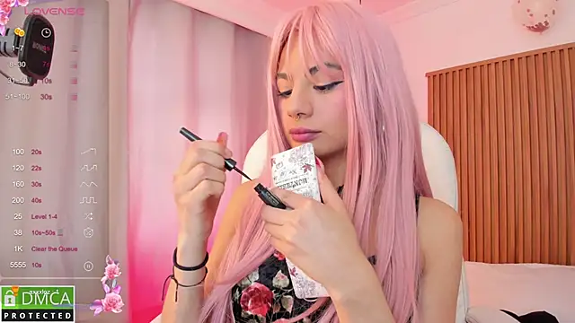 sophiecherry  online show from 10.16.25