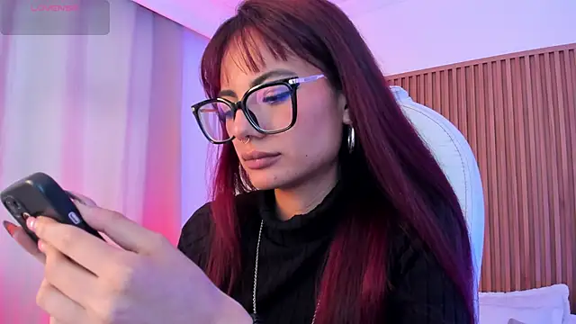 sophiecherry  online show from 11.22.25