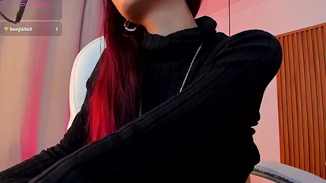 sophiecherry  online show from 11.23.25