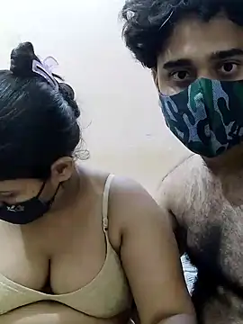 IND COUPLE1 online show from 01.04.25