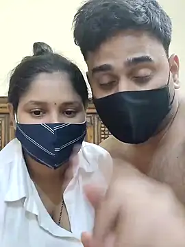 IND COUPLE1 online show from 02.10.25