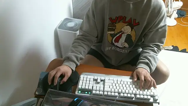 Stellan 0412 online show from 02.10.26